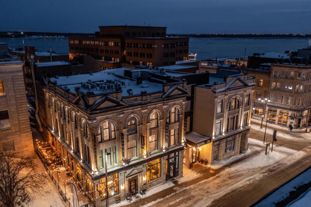 Hotel Oui Go! Trois-Rivières Екстериор снимка